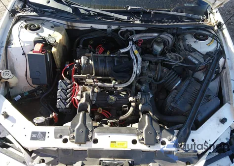 1999 Pontiac Grand Prix Gt z USA, uszkodzony, nr VIN 1G2WP12K3XF241556